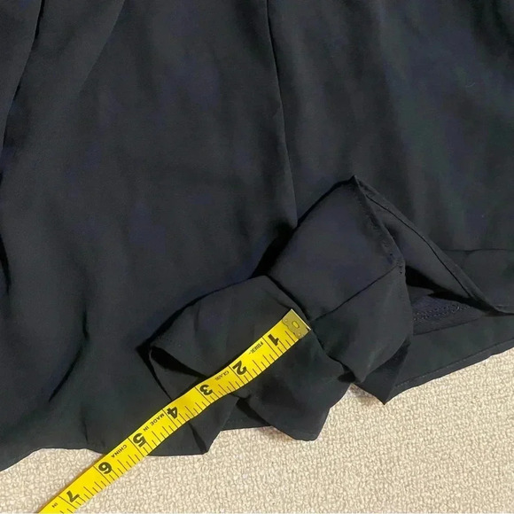 Urban Outfitters Jumpsuit Shorts Black with Lace Collar Women’s Small - Picture 6 of 9